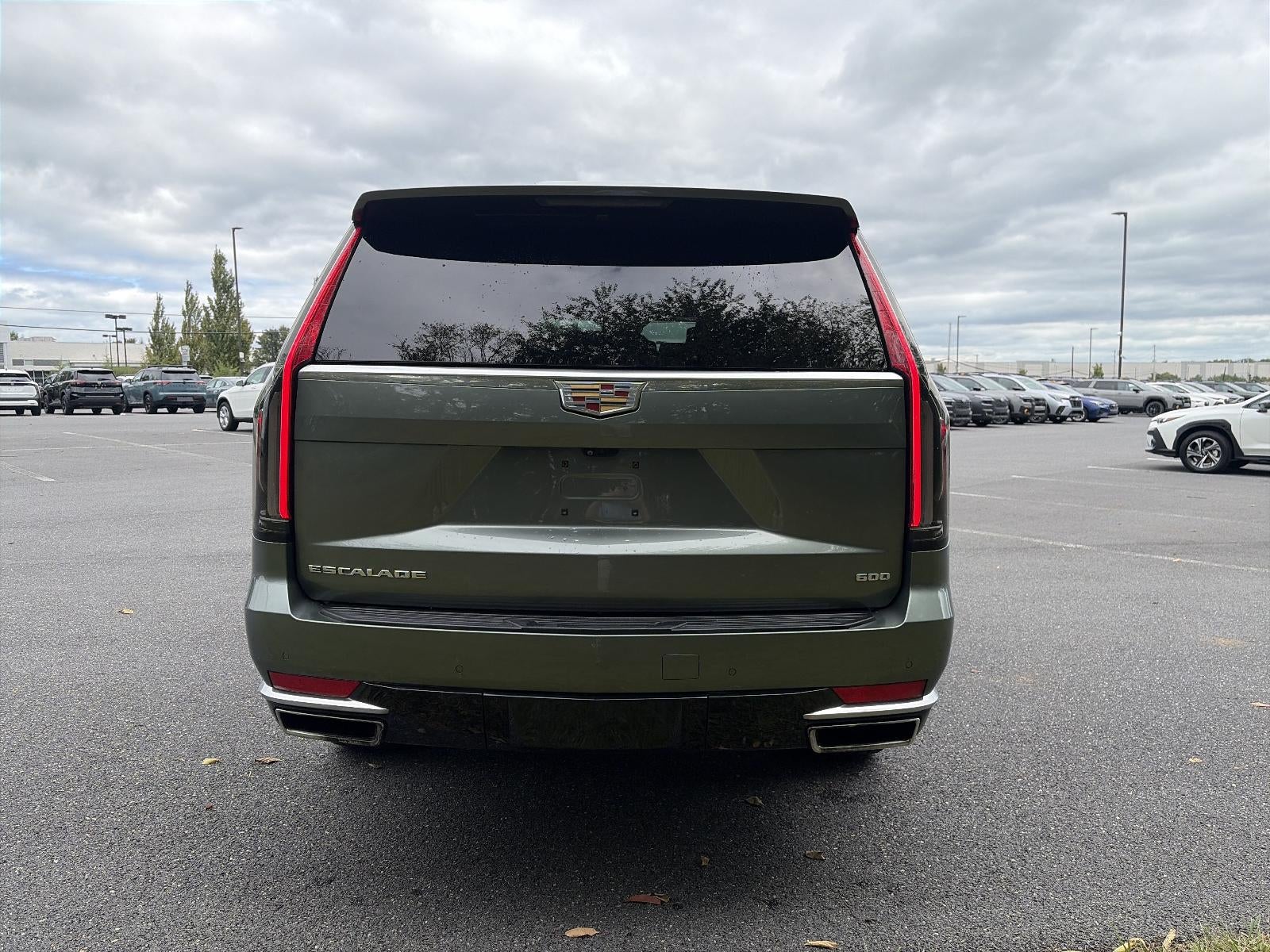 2023 Cadillac Escalade ESV 4WD Premium Luxury