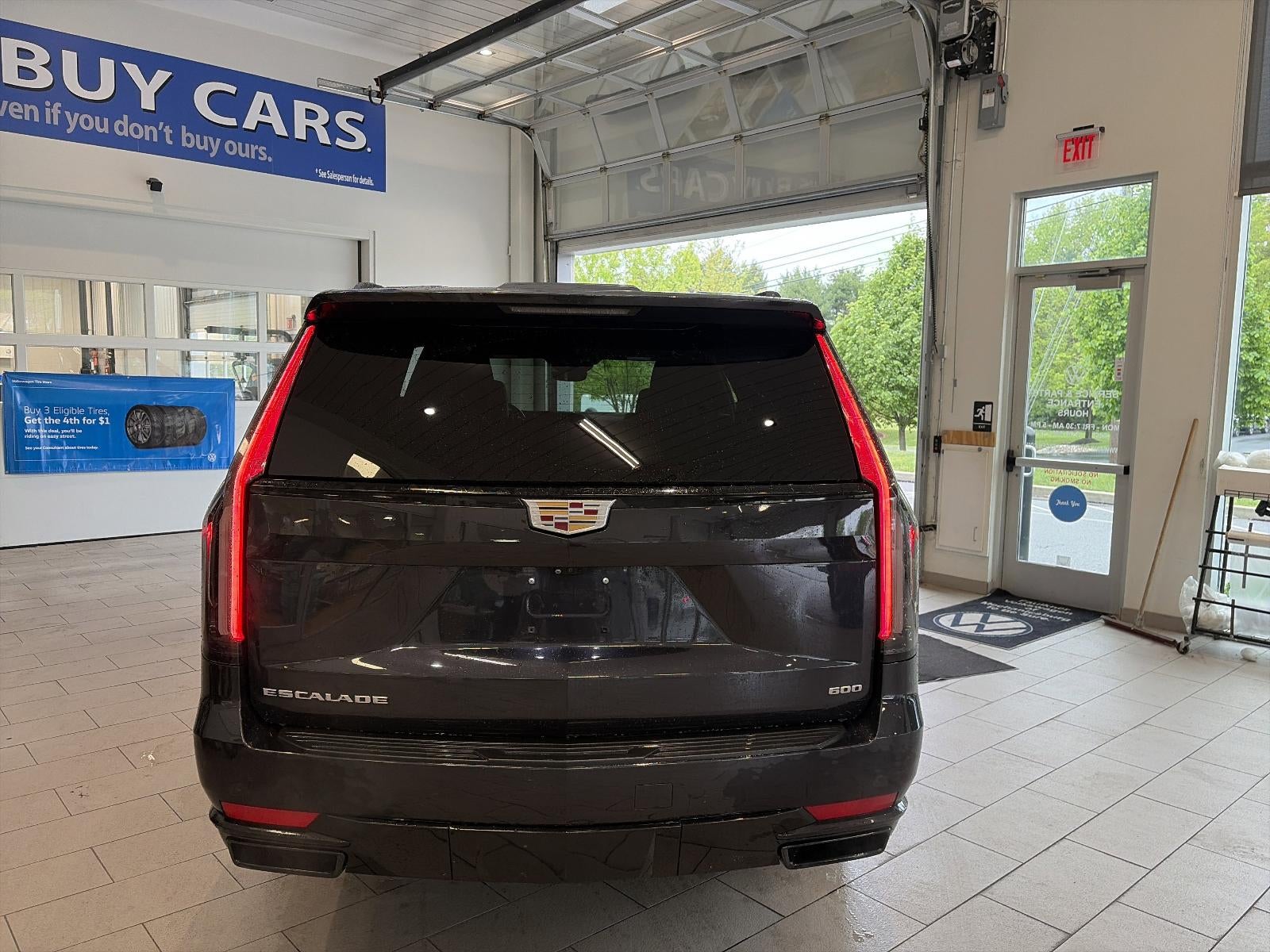2023 Cadillac Escalade ESV 4WD Sport