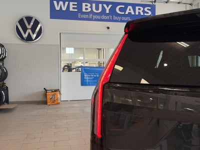 2023 Cadillac Escalade ESV 4WD Sport