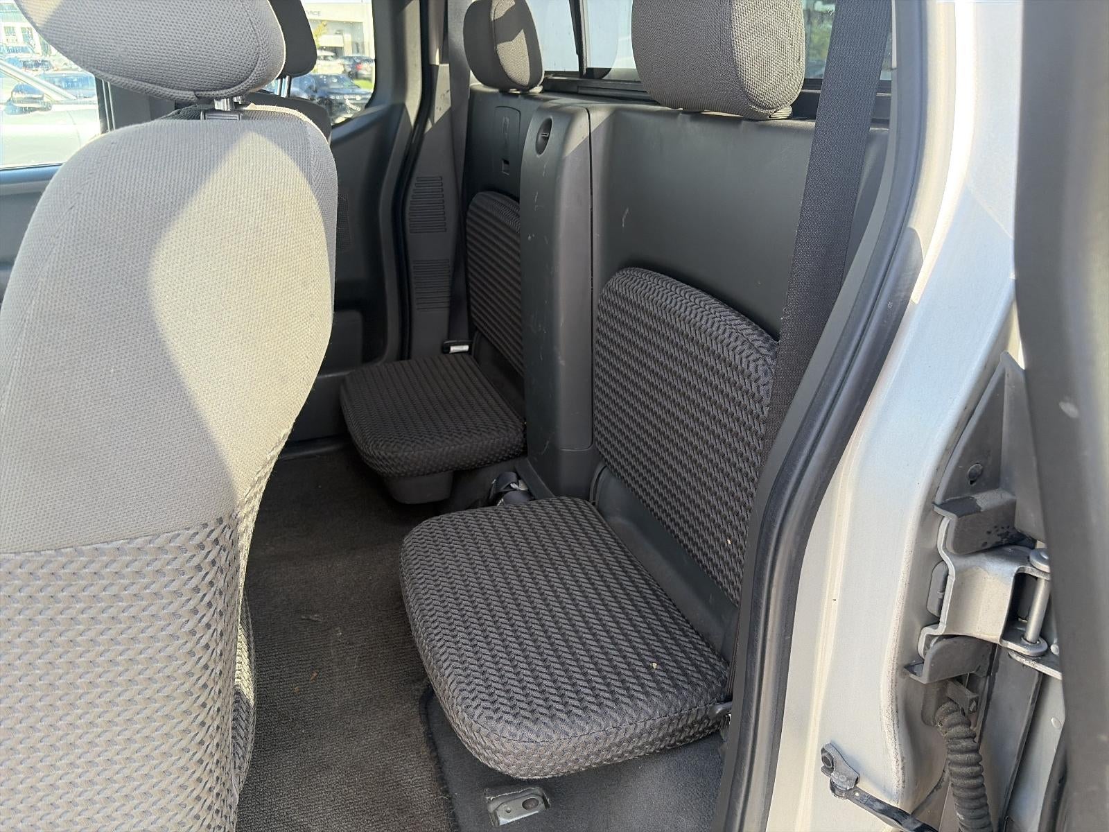 2007 Nissan Frontier 4WD King Cab Long Bed V6 Manual SE