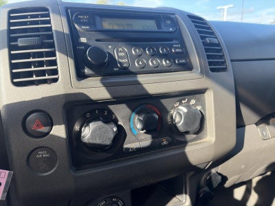 2007 Nissan Frontier 4WD King Cab Long Bed V6 Manual SE