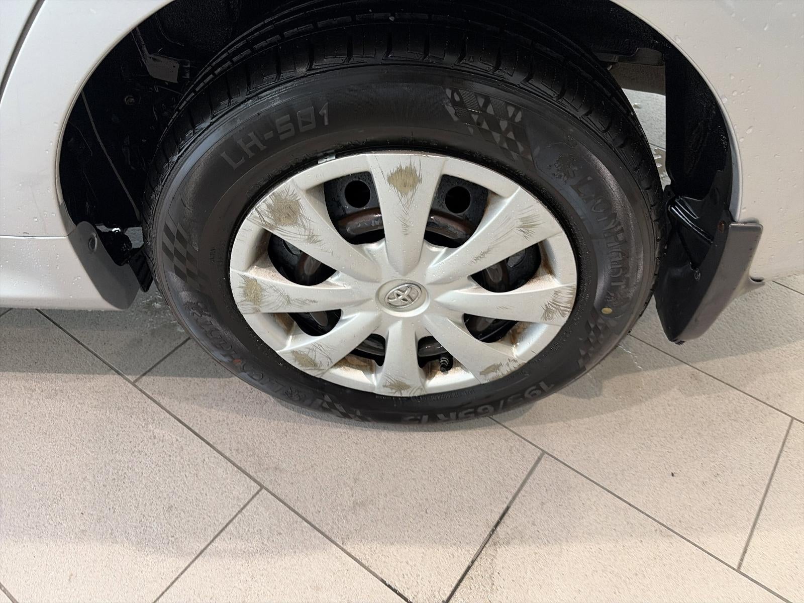 2010 Toyota Corolla 4dr Sdn Man (Natl)
