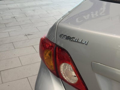 2010 Toyota Corolla 4dr Sdn Man (Natl)