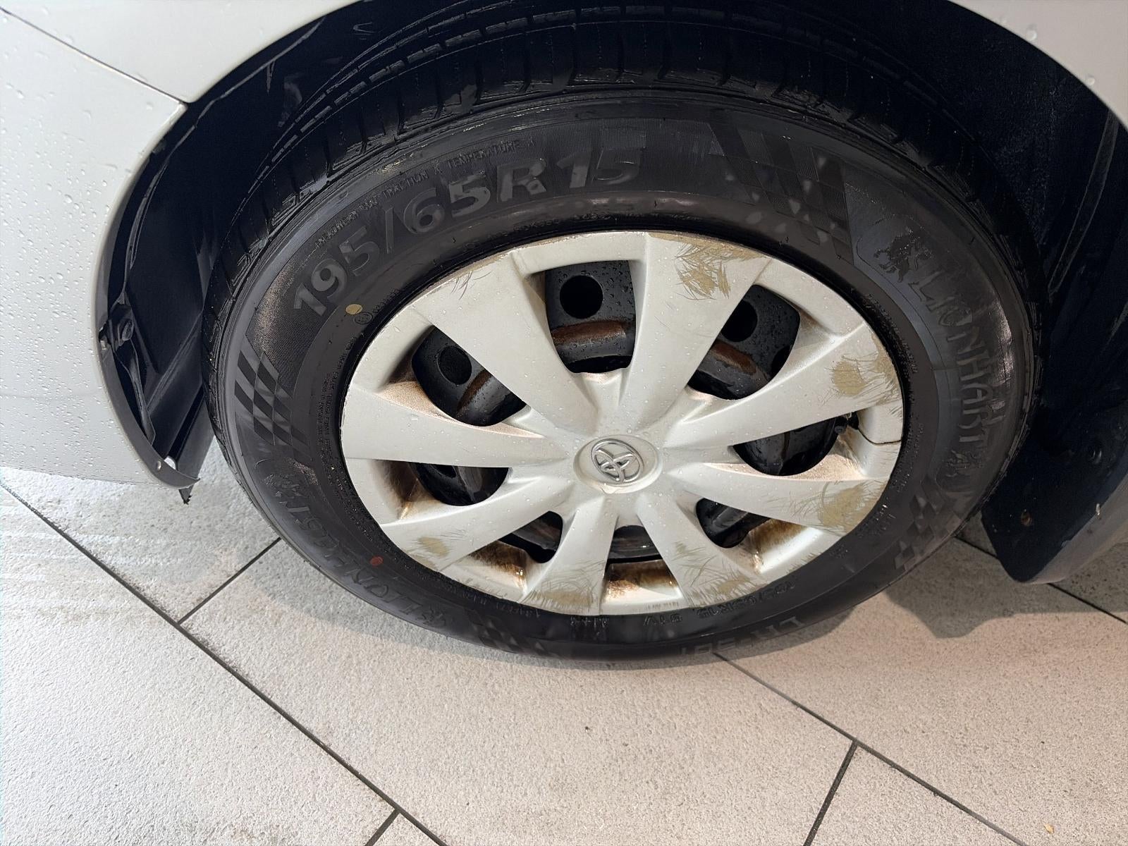 2010 Toyota Corolla 4dr Sdn Man (Natl)