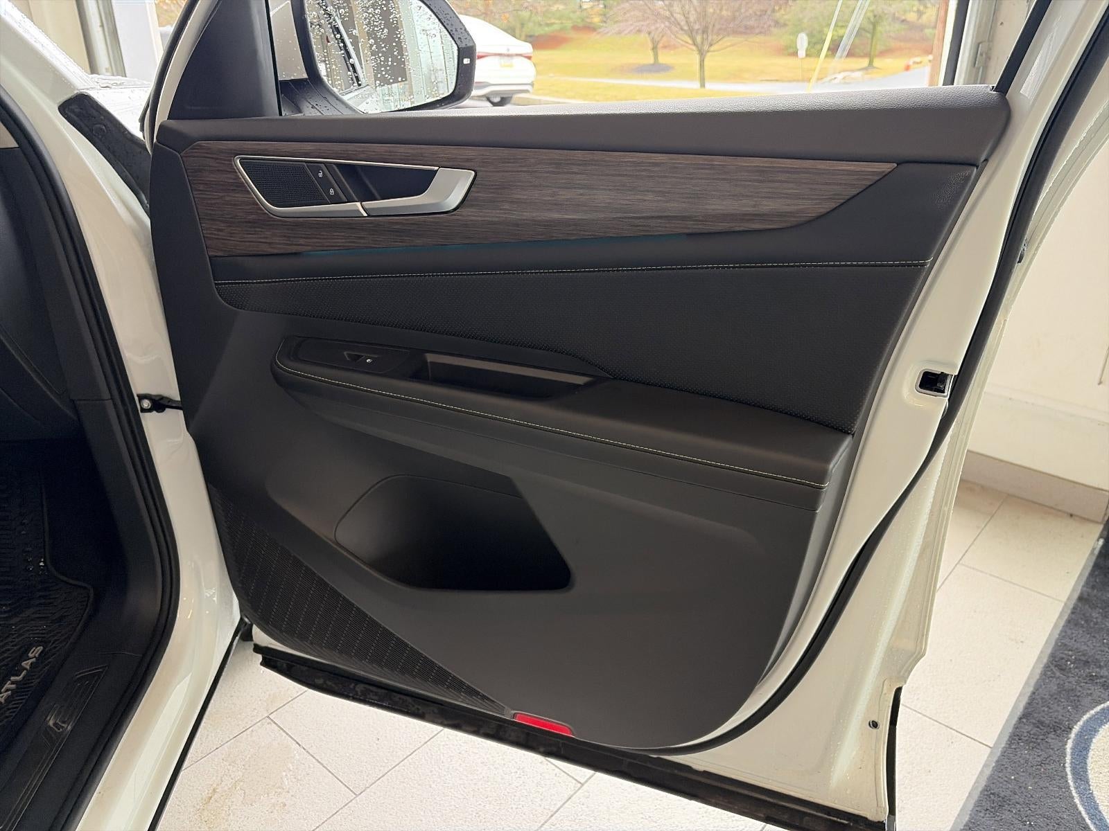 2024 Volkswagen Atlas 2.0T SEL 4MOTION