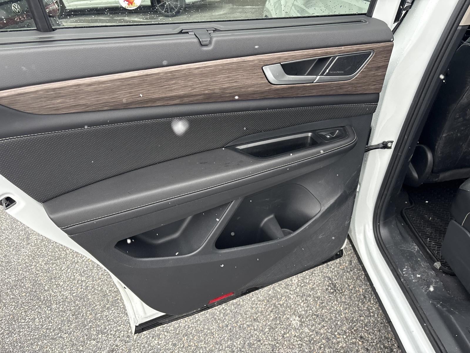 2024 Volkswagen Atlas 2.0T SEL Premium R-Line 4MOTION