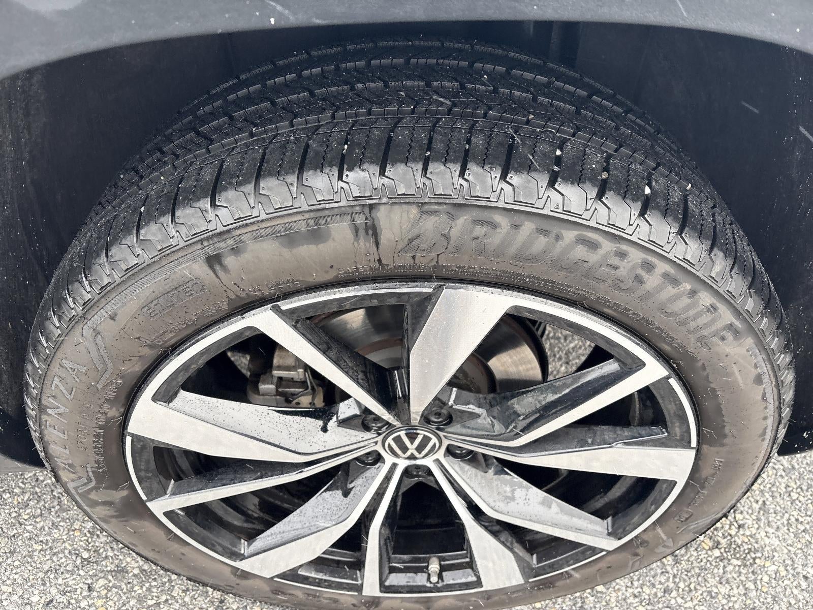 2024 Volkswagen Atlas 2.0T SEL Premium R-Line 4MOTION