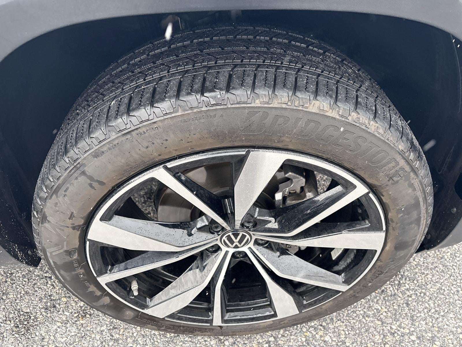 2024 Volkswagen Atlas 2.0T SEL Premium R-Line 4MOTION