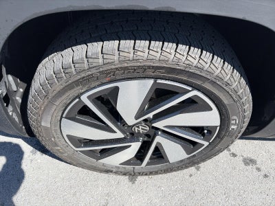 2024 Volkswagen Atlas 2.0T SE w/Technology 4MOTION