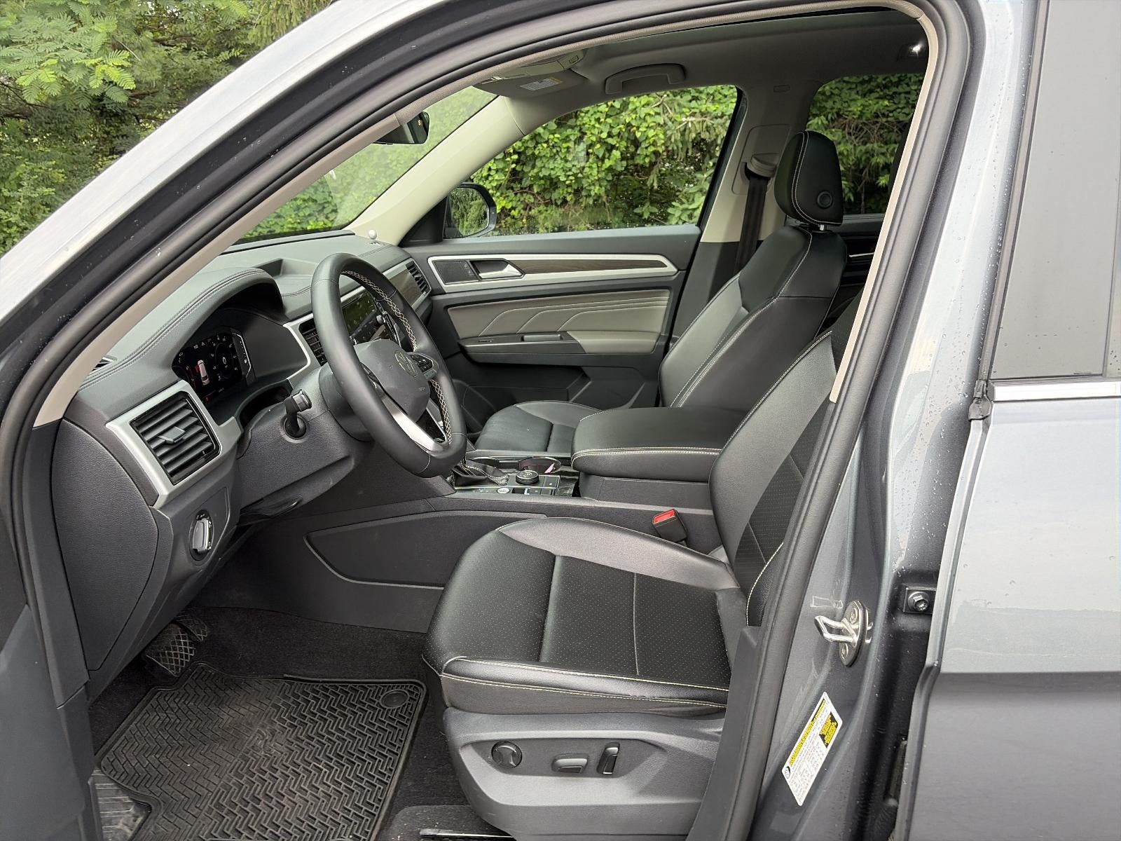 2022 Volkswagen Atlas 3.6L V6 SE w/Technology 4MOTION