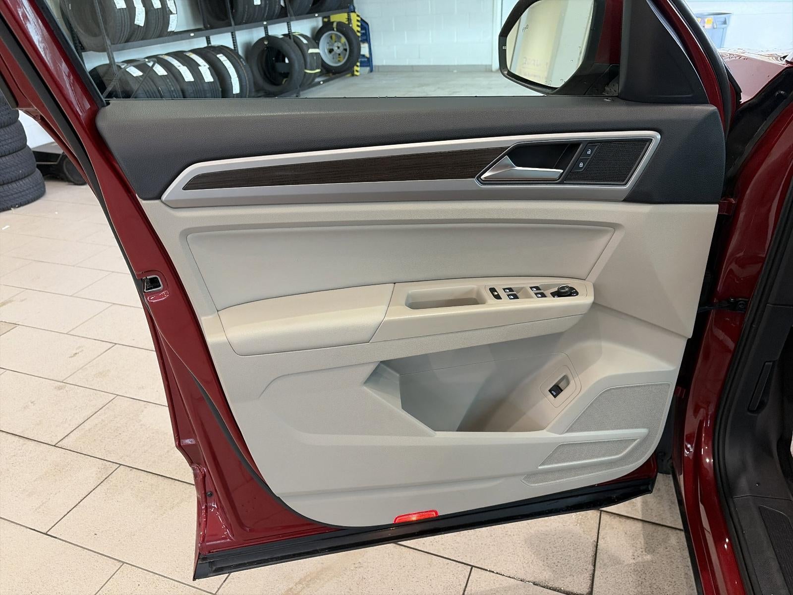 2018 Volkswagen Atlas 3.6L V6 SE w/Technology 4MOTION