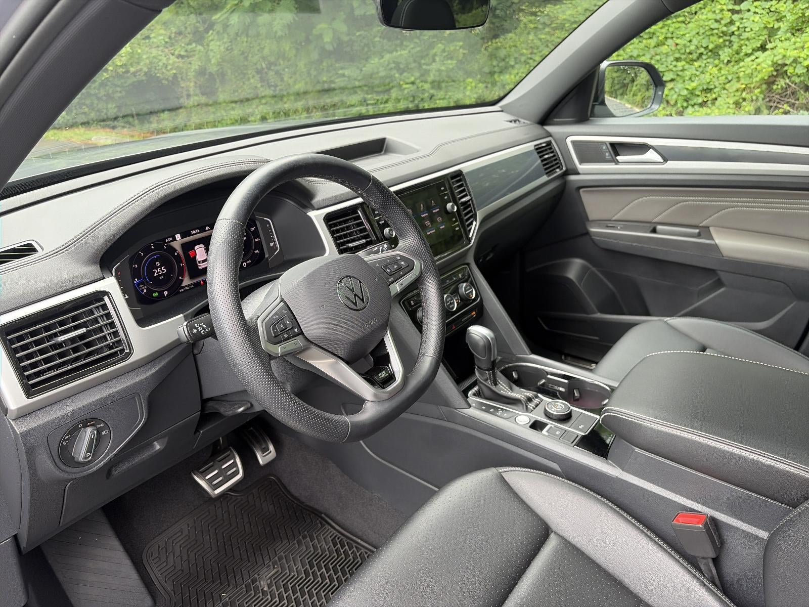 2023 Volkswagen Atlas Cross Sport 3.6L V6 SEL R-Line Black 4MOTION
