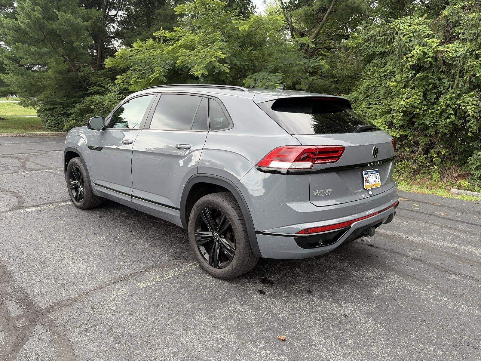 2023 Volkswagen Atlas Cross Sport 3.6L V6 SEL R-Line Black 4MOTION