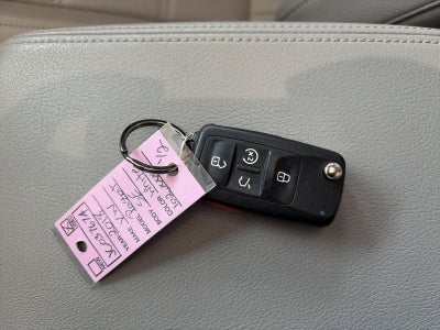 2018 Volkswagen Passat 2.0T SE w/Technology Auto