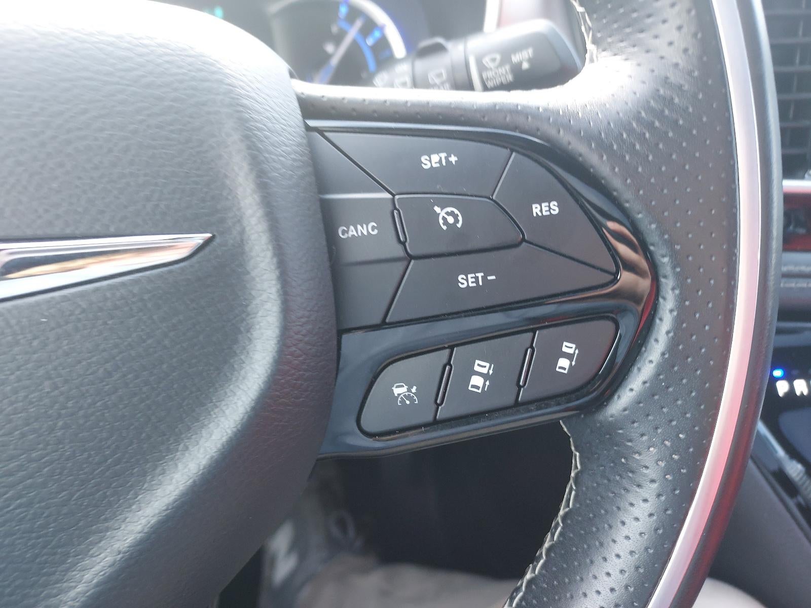 2020 Chrysler Pacifica Hybrid Red S FWD