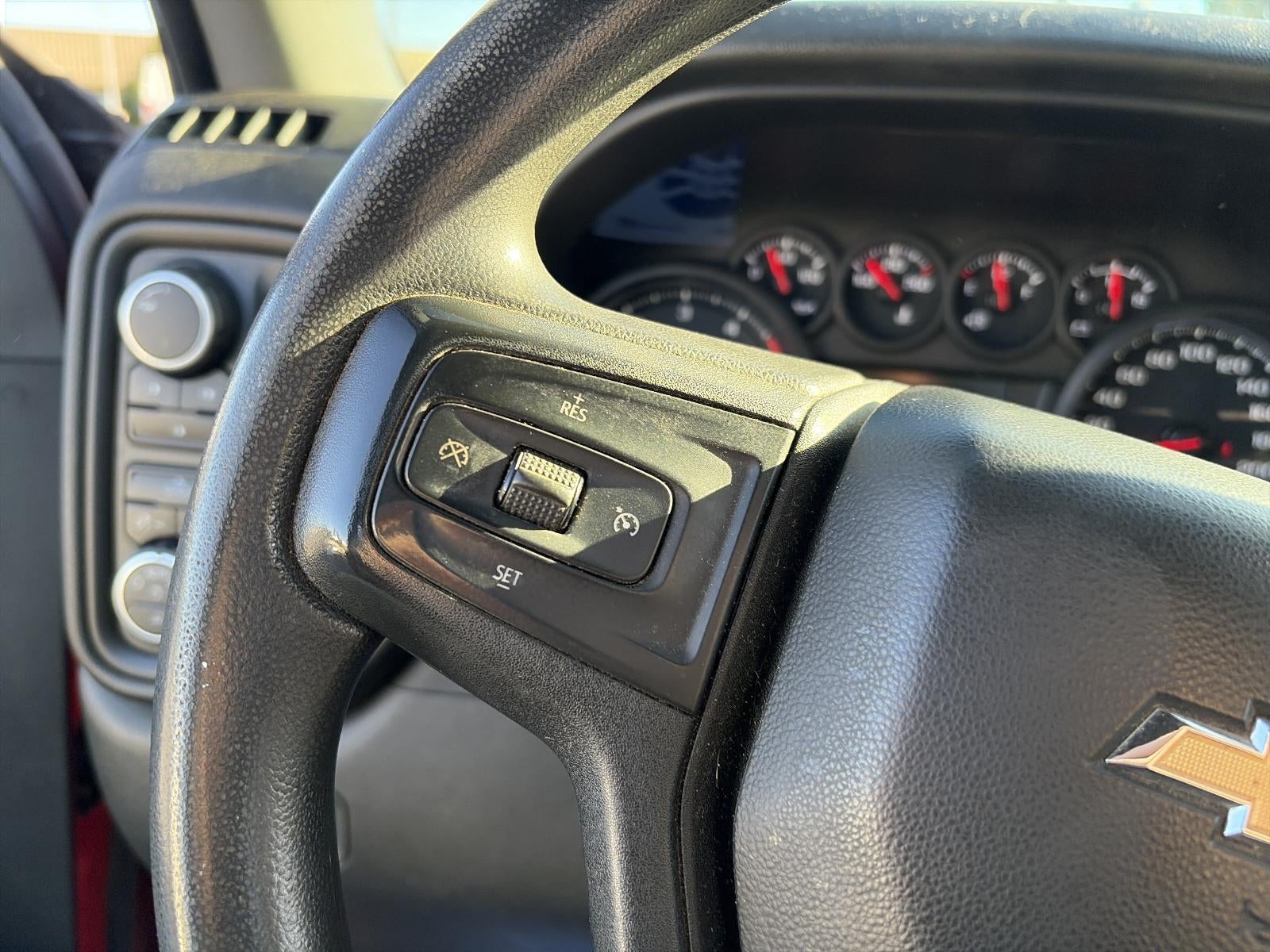 2022 Chevrolet Silverado 2500 HD Crew Cab Standard Box 4-Wheel Drive Custom