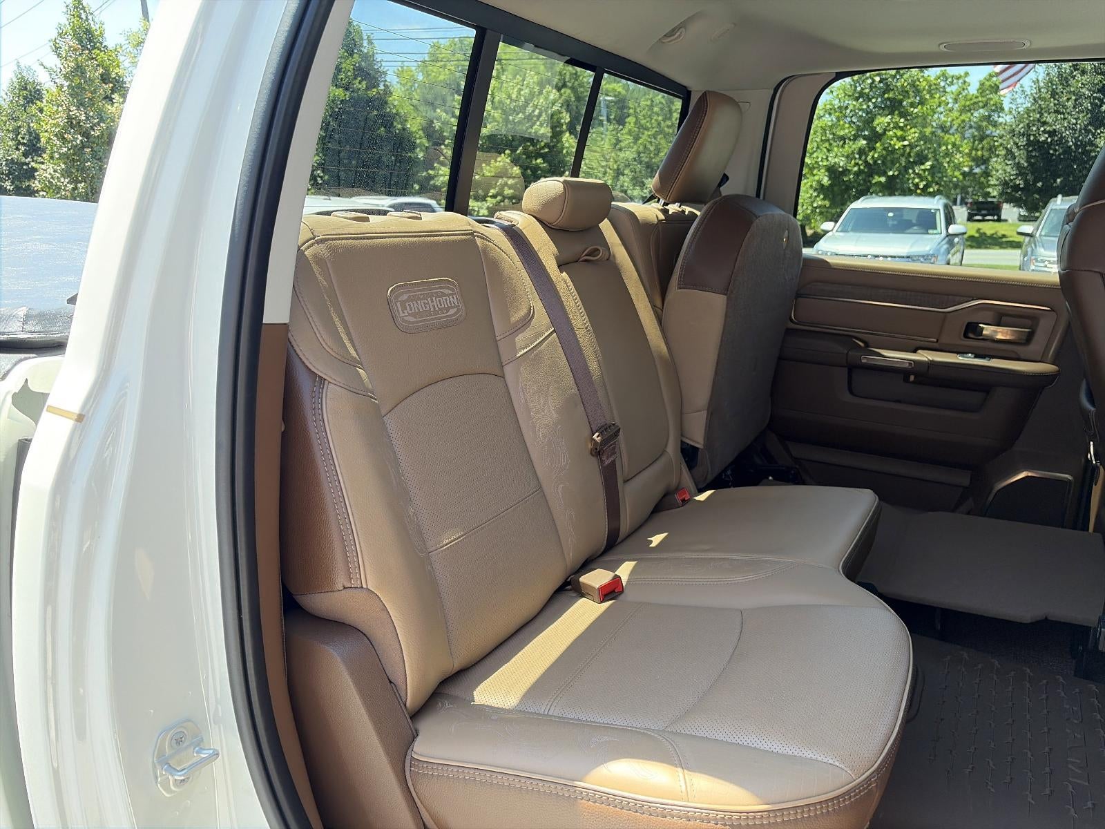 2023 RAM 3500 Longhorn 4x4 Crew Cab 8' Box