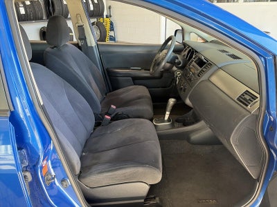 2008 Nissan Versa 5dr HB I4 Auto 1.8 S