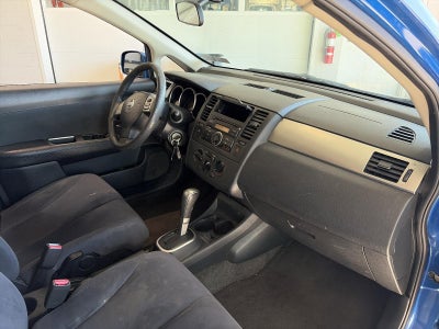 2008 Nissan Versa 5dr HB I4 Auto 1.8 S