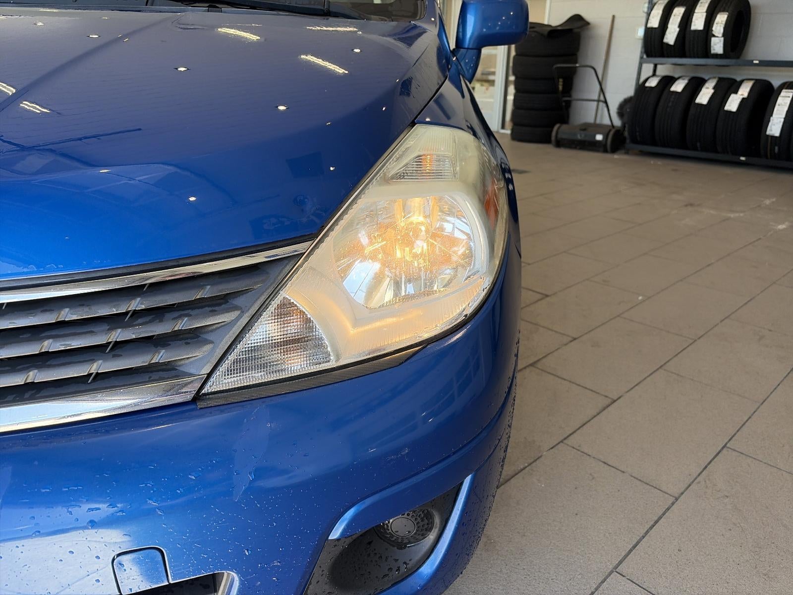 2008 Nissan Versa 5dr HB I4 Auto 1.8 S