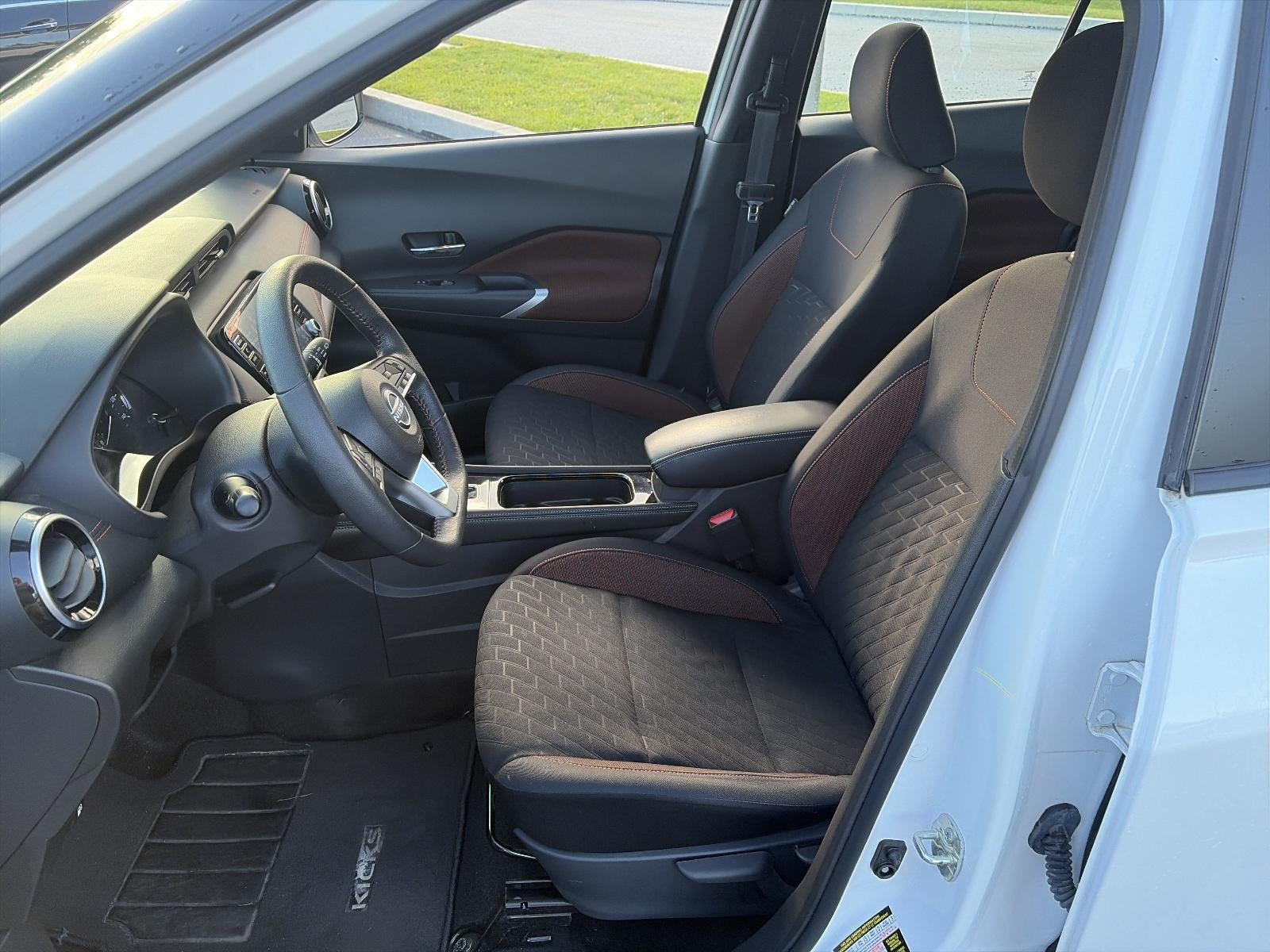 2023 Nissan Kicks SR FWD
