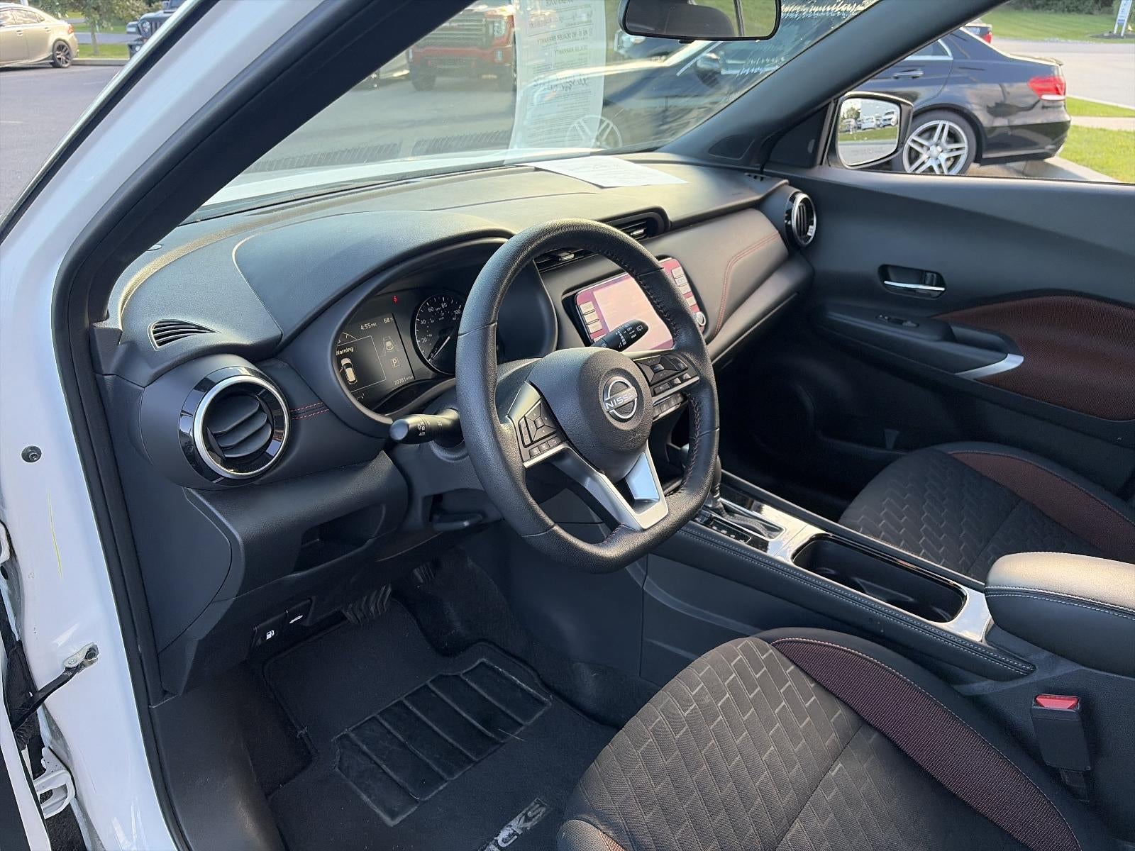 2023 Nissan Kicks SR FWD