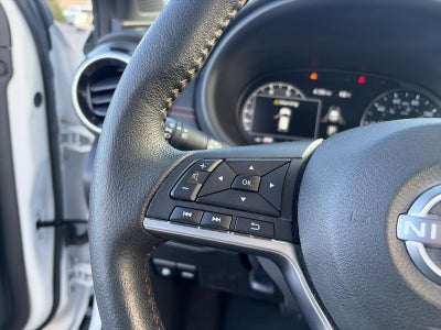 2023 Nissan Kicks SR FWD