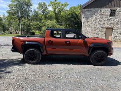 2024 Toyota Tacoma 4WD 4WD TRD Pro Hybrid Double Cab 5' Bed AT (Natl)