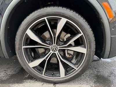 2024 Volkswagen Tiguan 2.0T SEL R-Line 4MOTION