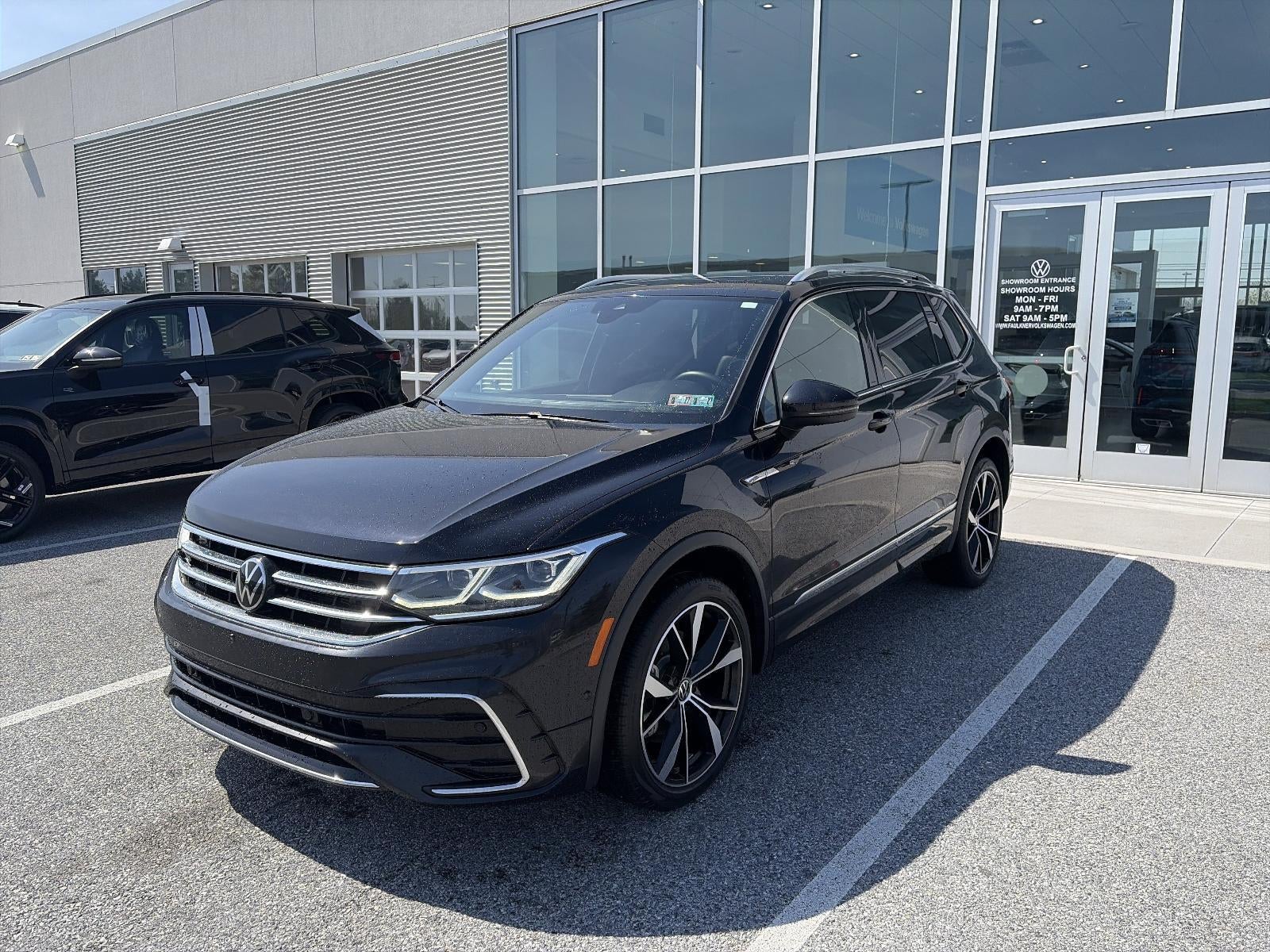 2024 Volkswagen Tiguan 2.0T SEL R-Line 4MOTION