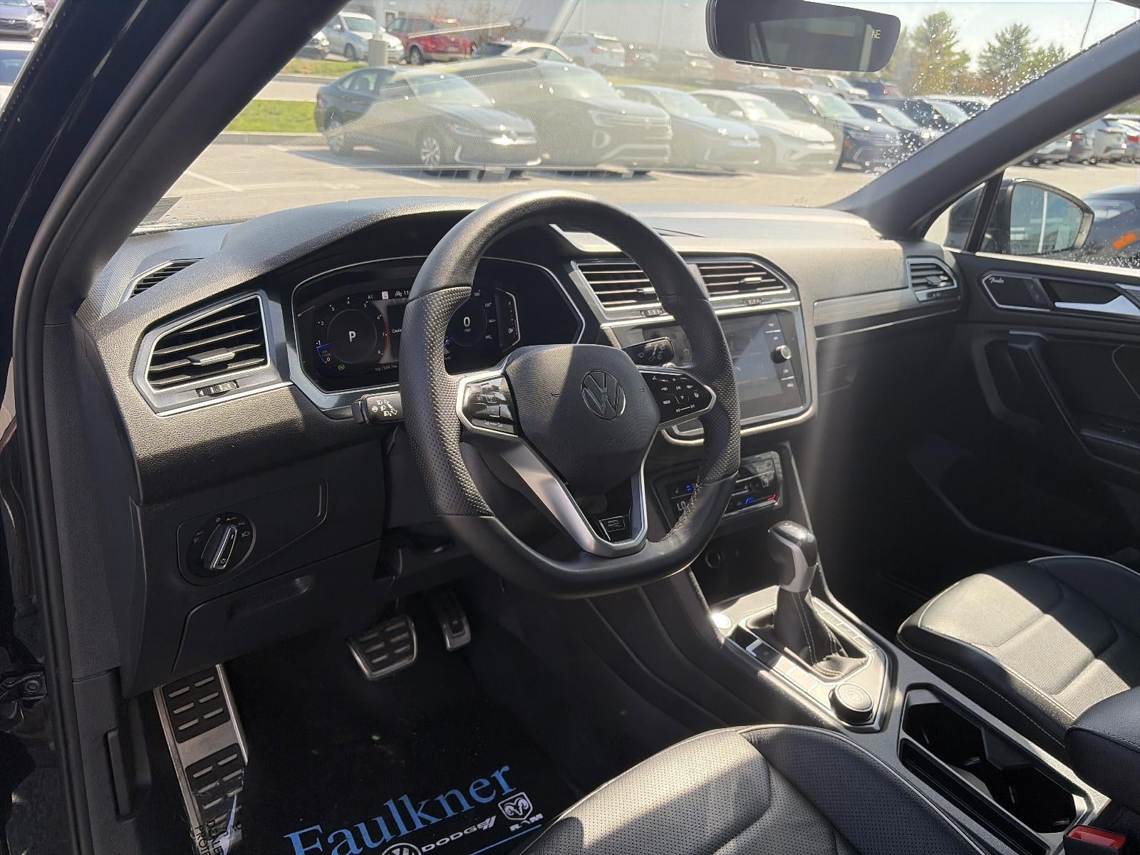 2024 Volkswagen Tiguan 2.0T SEL R-Line 4MOTION