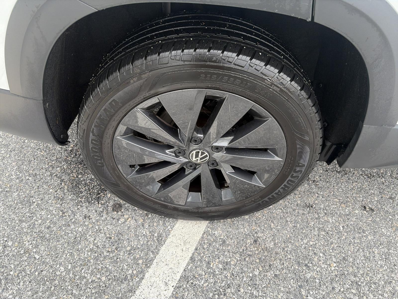2023 Volkswagen Taos S FWD