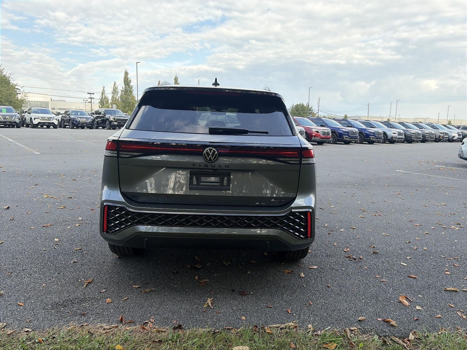 2026 Volkswagen Tiguan SE R-Line Black 4MOTION
