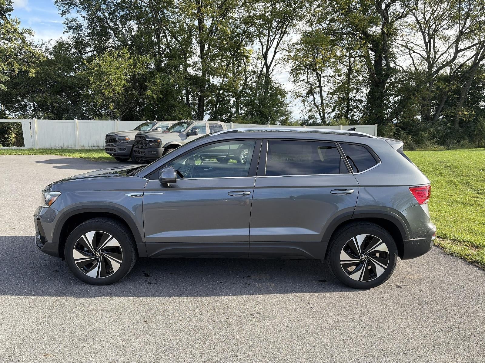 2024 Volkswagen Taos SE 4MOTION