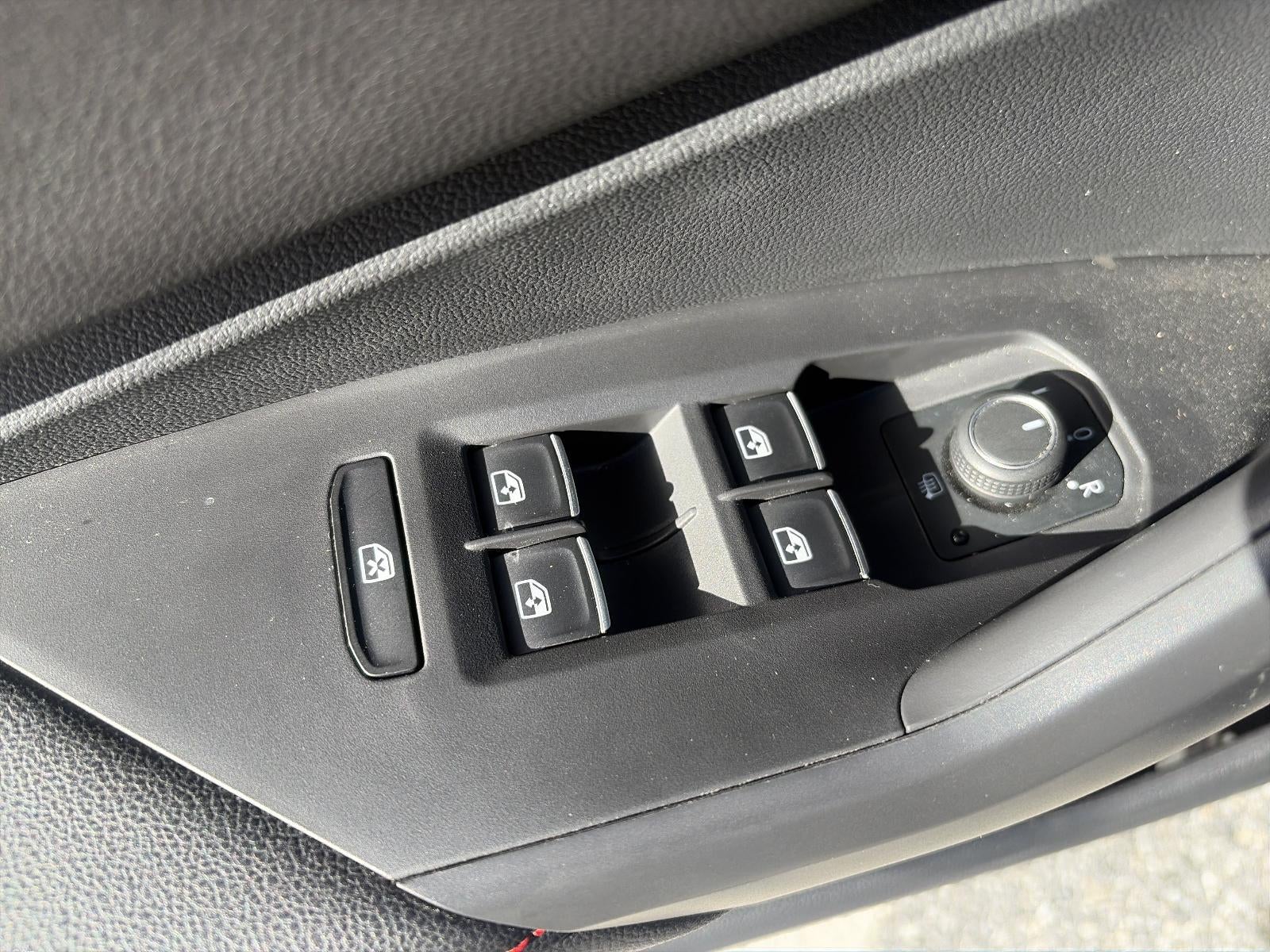 2022 Volkswagen Jetta GLI Autobahn Manual