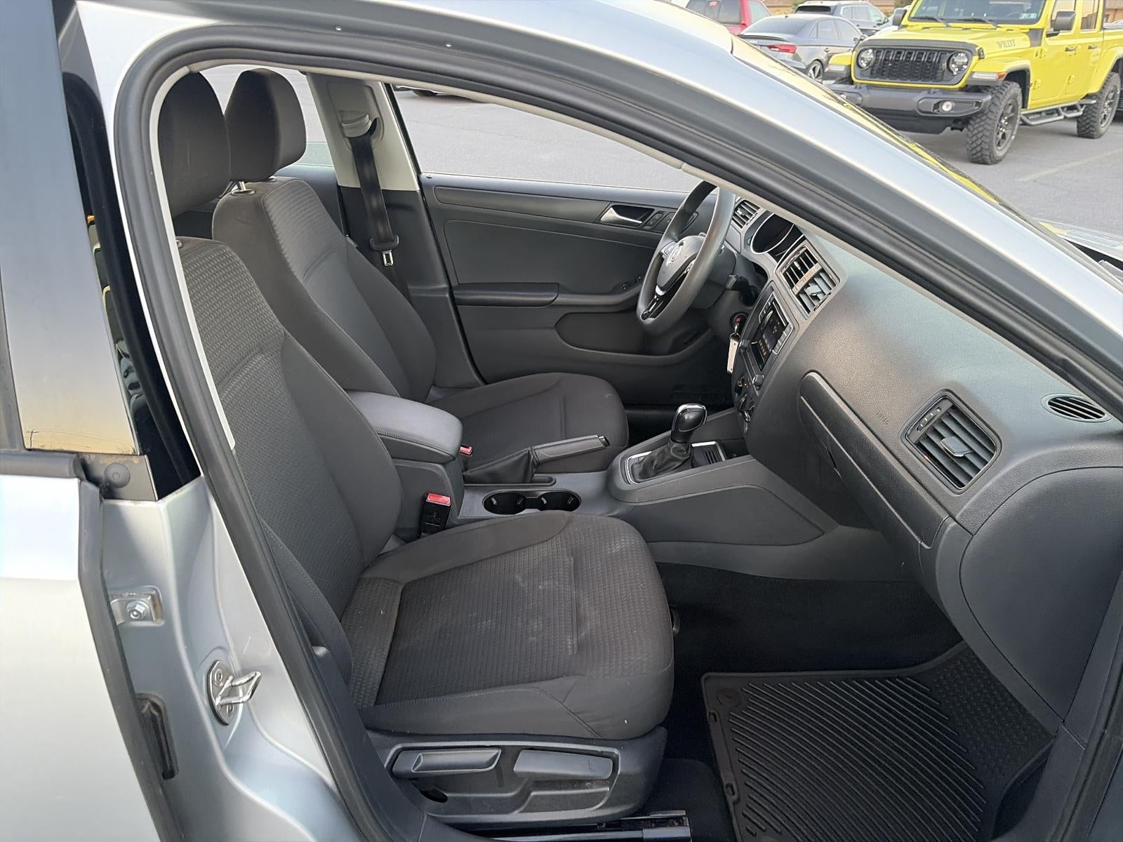 2016 Volkswagen Jetta 4dr Auto 1.4T S Sedan