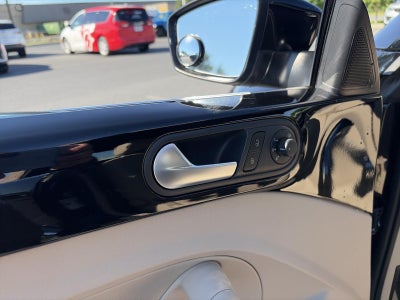 2013 Volkswagen Beetle Convertible 2dr Auto 2.5L PZEV