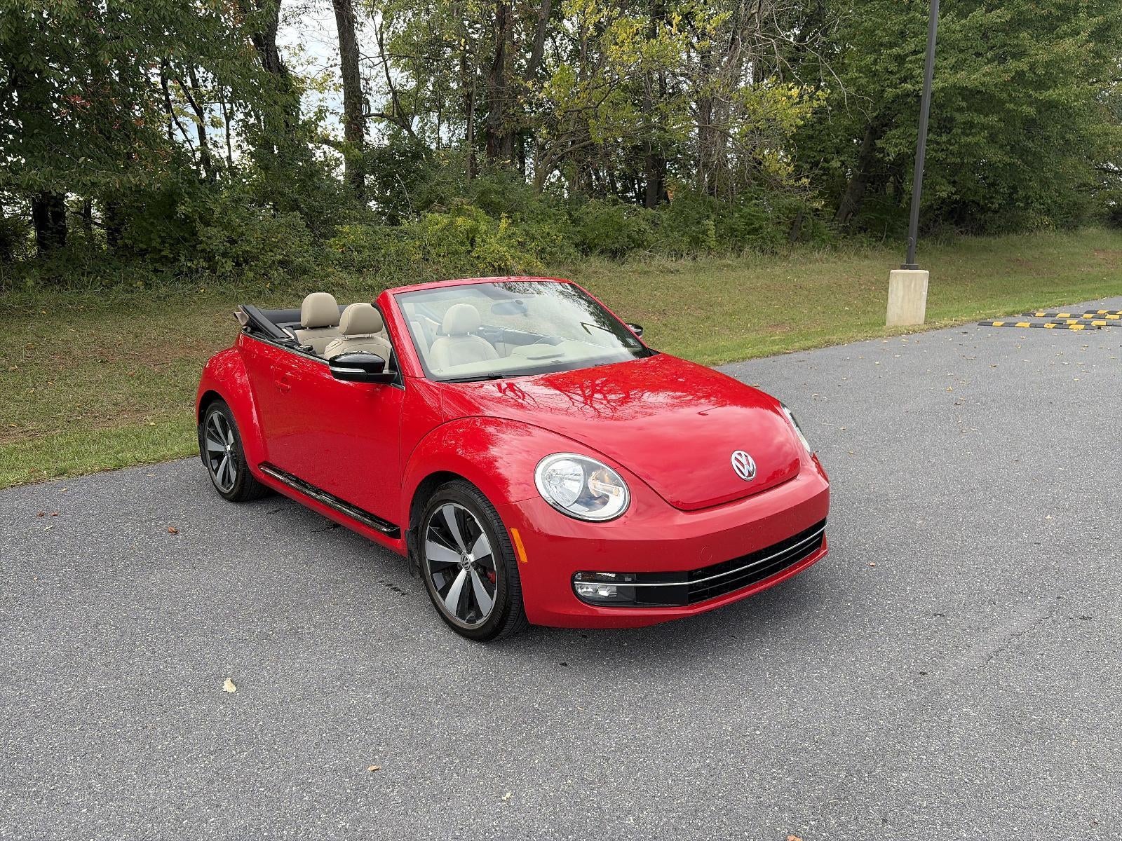 2013 Volkswagen Beetle Convertible 2dr DSG 2.0T PZEV *Ltd Avail*