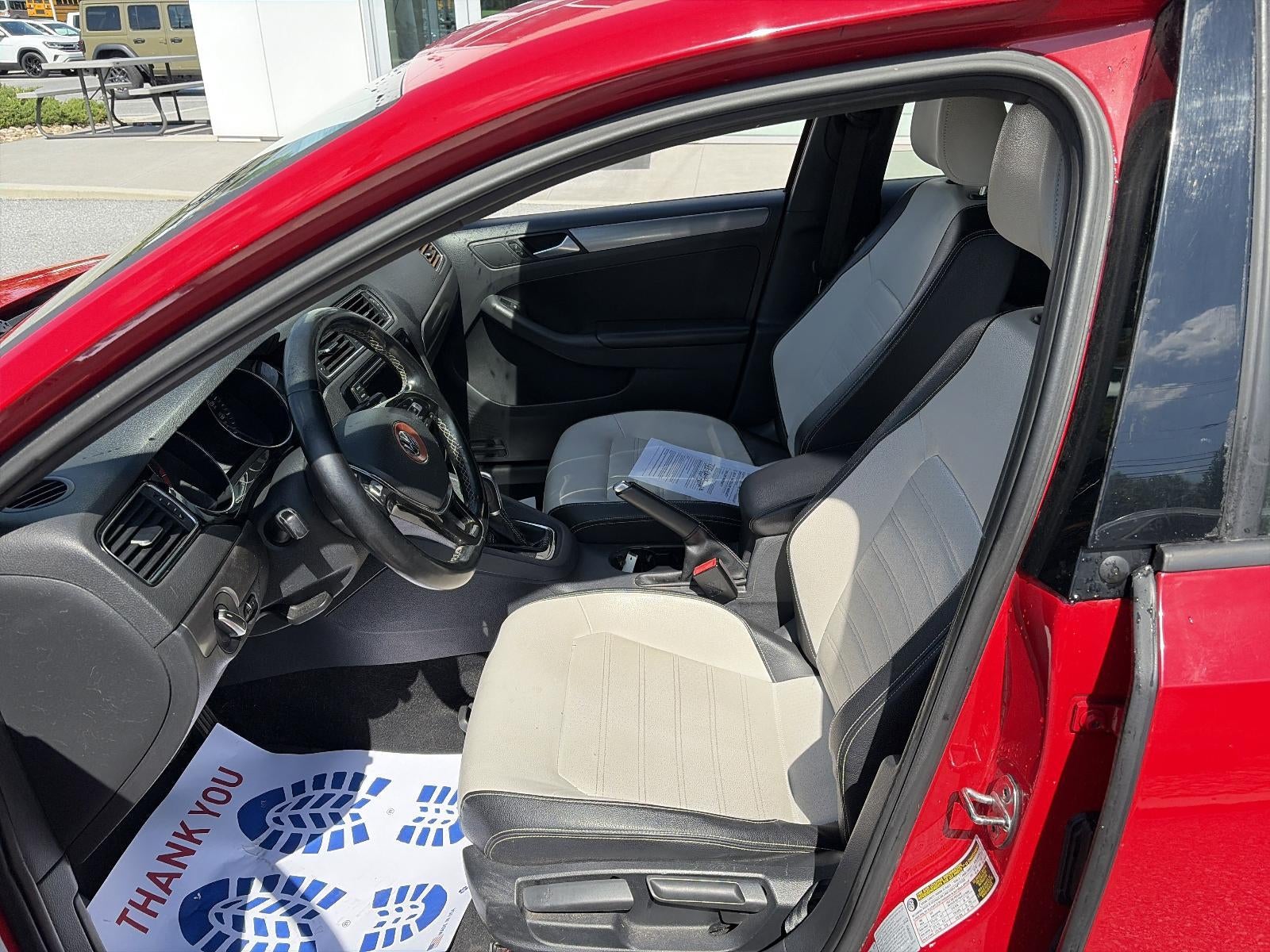 2016 Volkswagen Jetta 4dr Auto 1.8T Sport PZEV Sedan