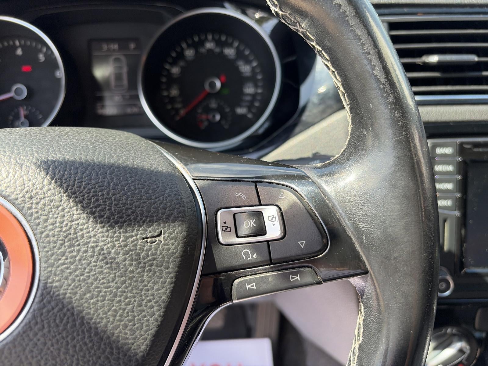 2016 Volkswagen Jetta 4dr Auto 1.8T Sport PZEV Sedan