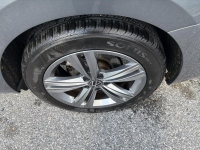 2024 Volkswagen Jetta SE Auto