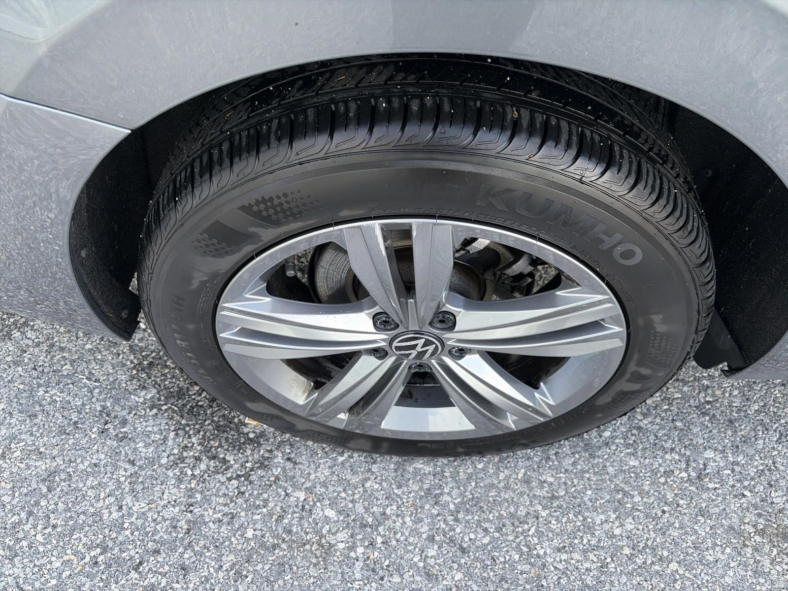2024 Volkswagen Jetta SE Auto