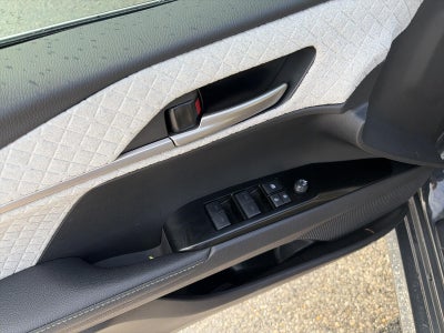 2025 Toyota Camry XSE AWD (Natl)