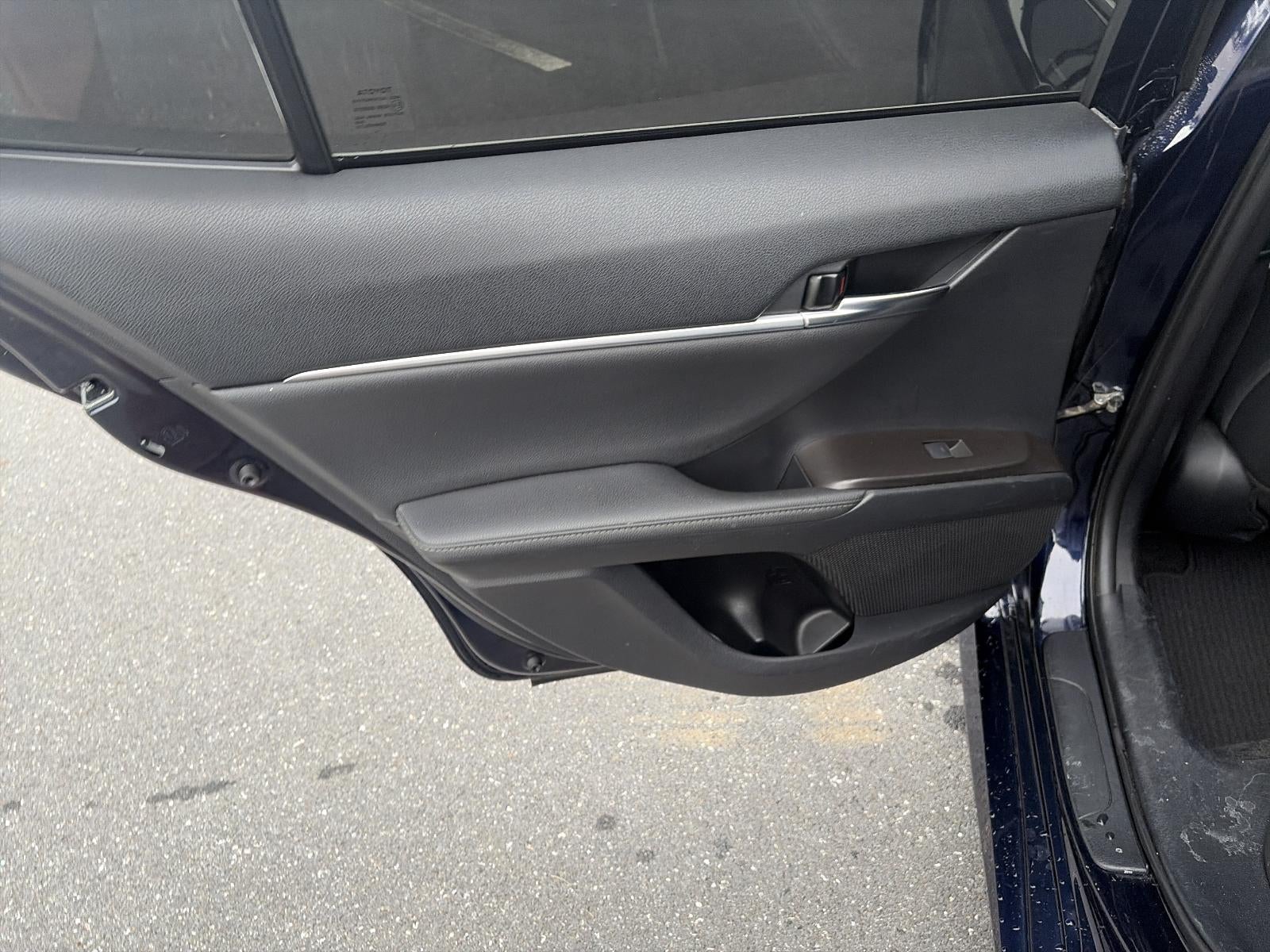 2022 Toyota Camry XLE Auto (SE)