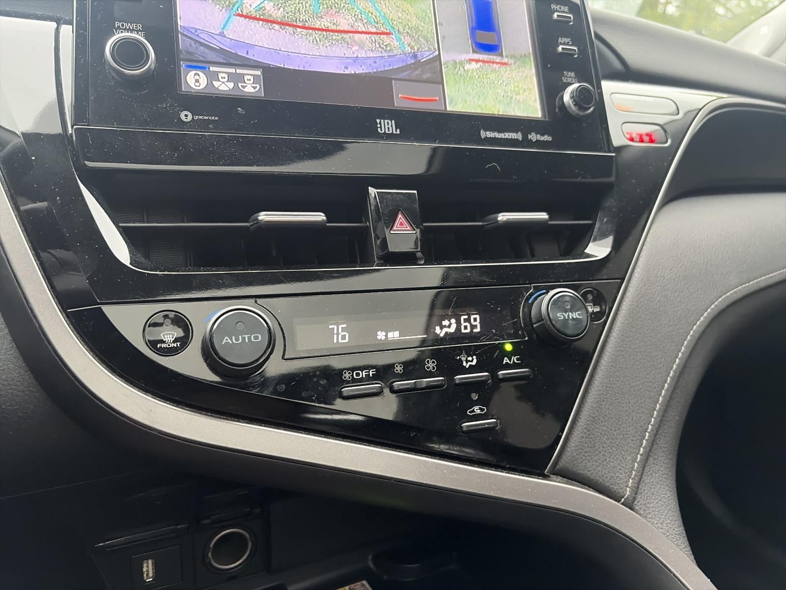 2022 Toyota Camry XLE Auto (SE)