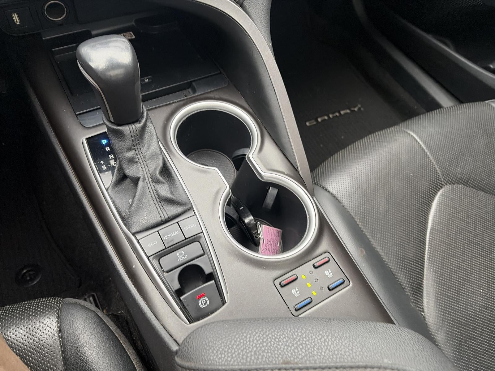 2022 Toyota Camry XLE Auto (SE)