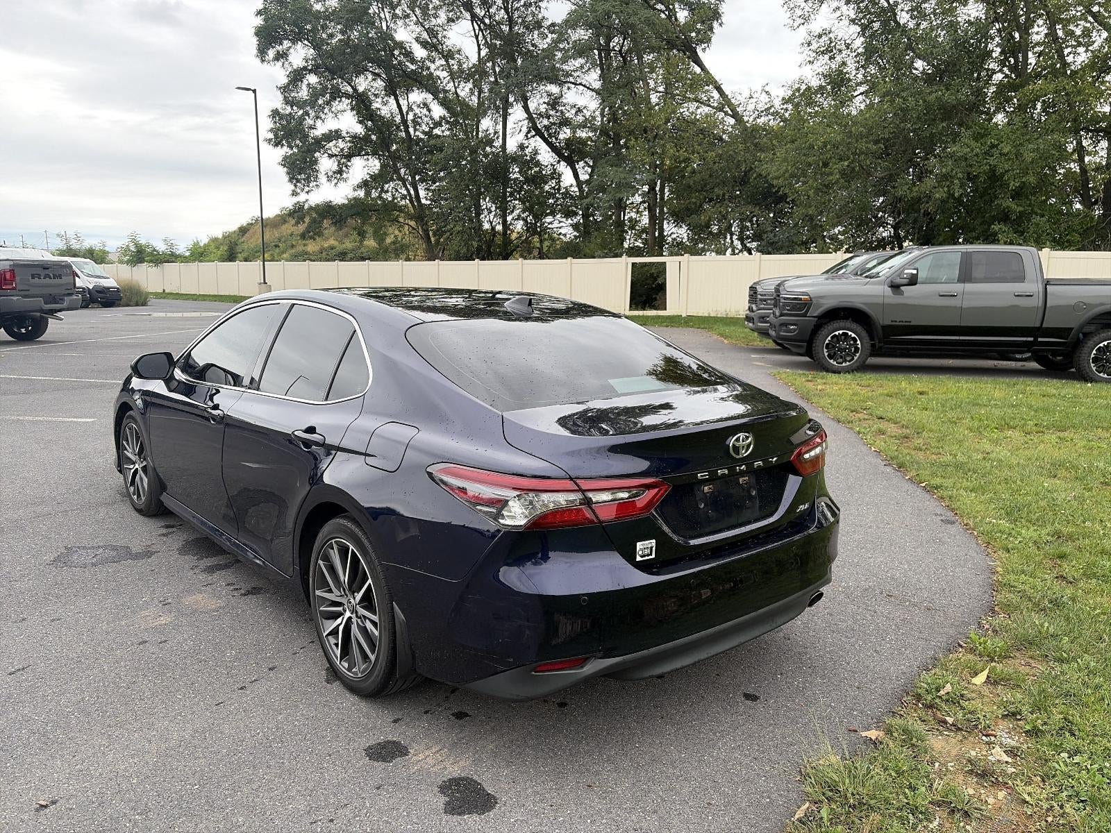 2022 Toyota Camry XLE Auto (SE)