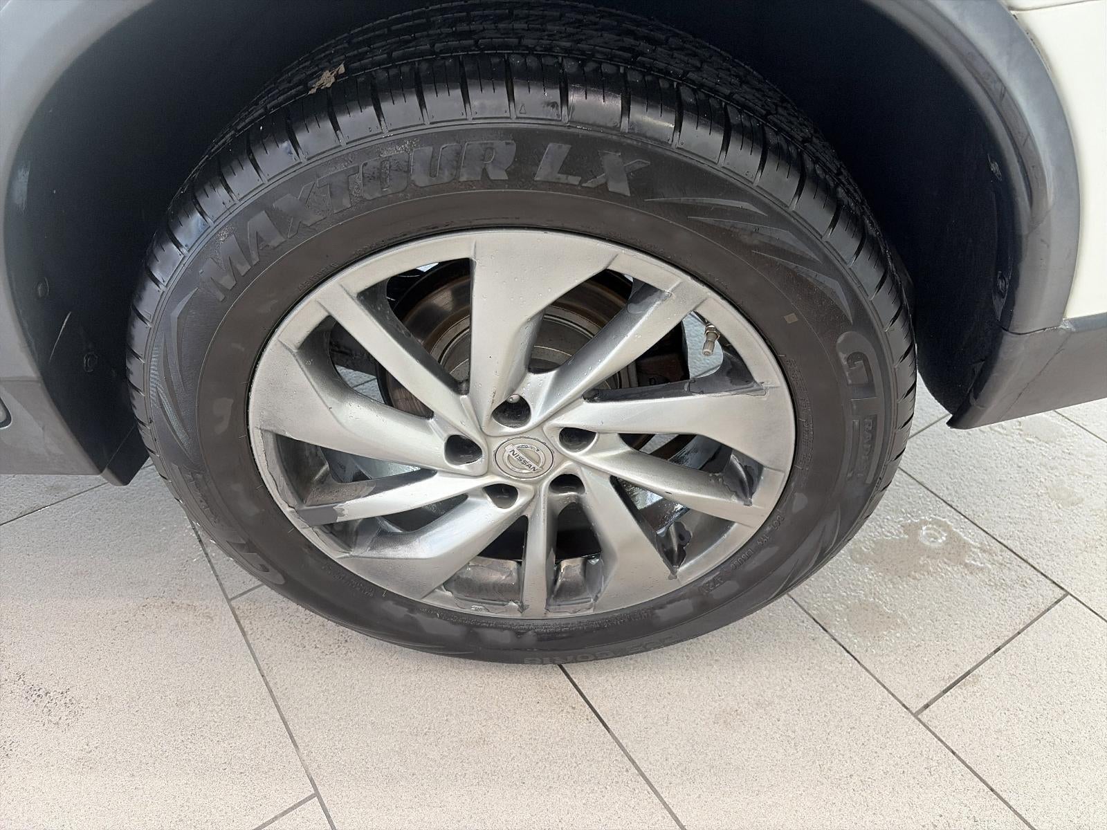 2014 Nissan Rogue AWD 4dr SL