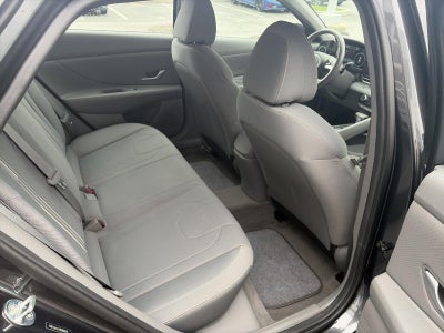 2022 Hyundai ELANTRA SEL IVT