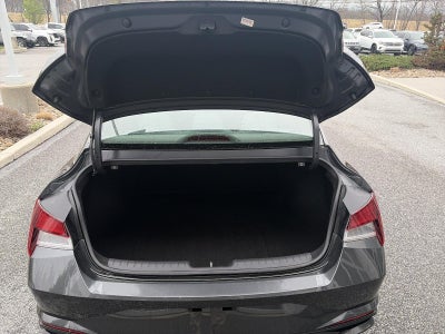 2022 Hyundai ELANTRA SEL IVT